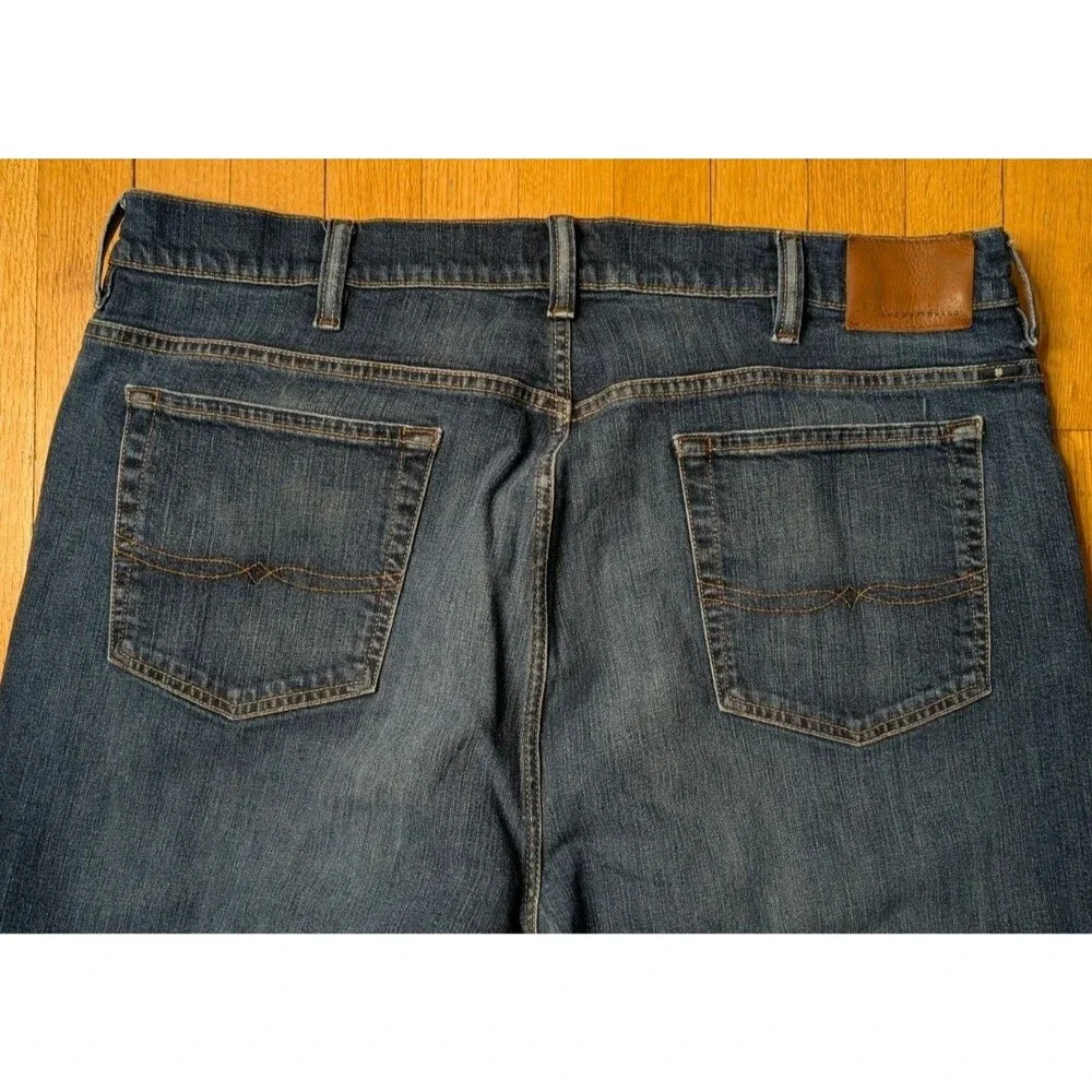 Lucky Brand 181 Relaxed Straight Jeans Mens 44 x 32 Medium Wash Denim Stretch